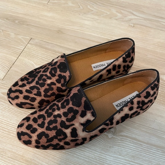 Steve Madden Sol Leopard Loafers - Picture 3 of 9